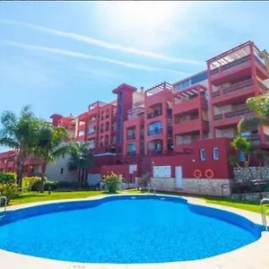 https://hermoso-alquiler-piscina-playa-campo-de-golf.1costadelsol.com
